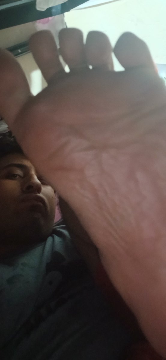 Alexspac28's tweet photo. #feetfetısh 👣👣👣🔥🥴 https://t.co/H5oVnn4Vkm