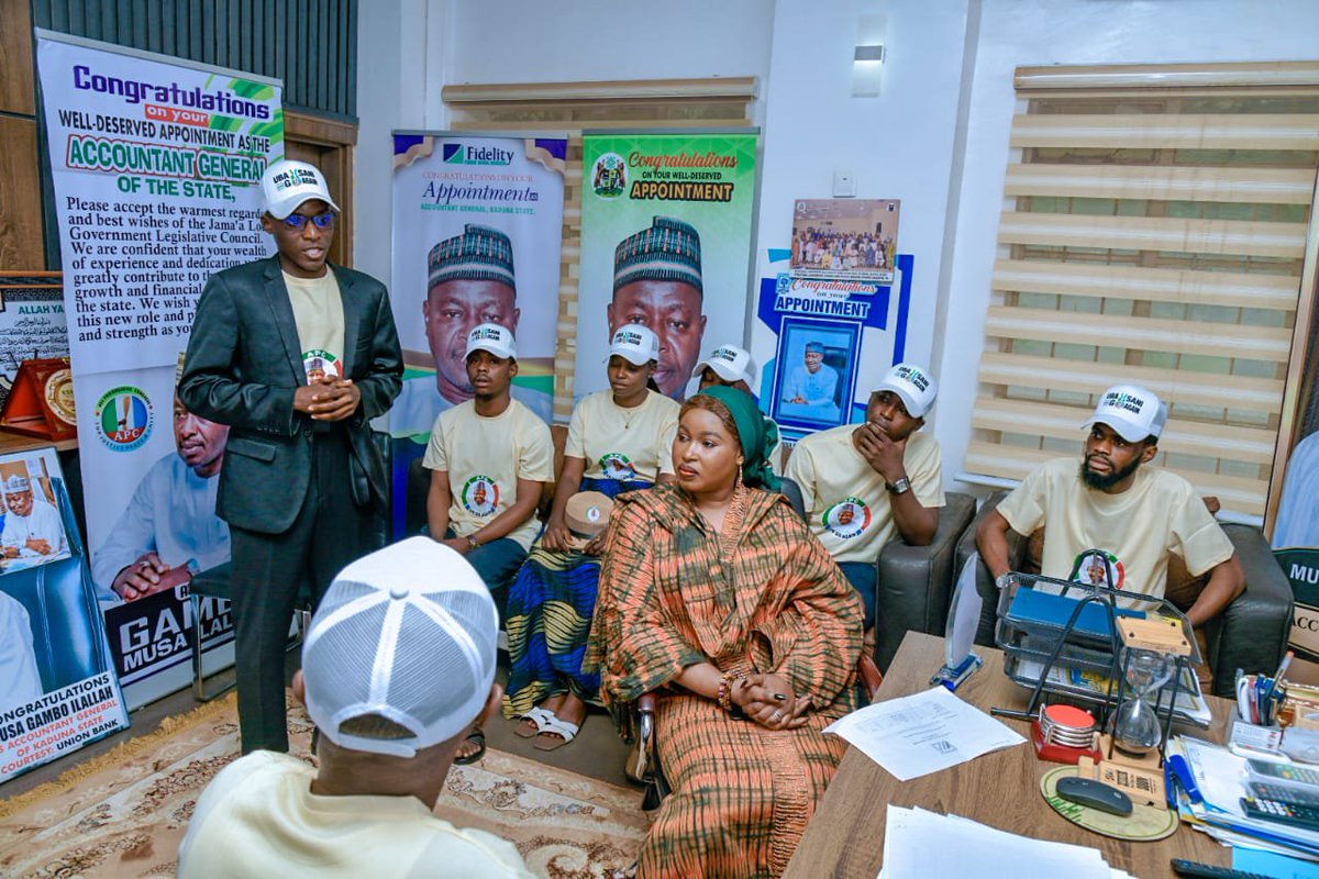 Emwhy_27's tweet photo. Bismillahi'Rahmani'Raheem!
Ina kwana! Ẹ káàrọ̀!! Utútù ọma!

Today is Tuesday 15th September, 2026
Equivalent to the Hijri Calendar
4th Rabi'Thani 1448 A.H.

Make a Great Day!

#emwhy #goodmorning #greetings #everydaylife  #wellness https://t.co/hdllktIj4X