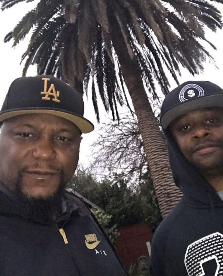 Verdonmusic's tweet photo. 1st I would like 2 wish my bro @theothersidegee who’s birthday was on September 11th, a happy belated birthday, and my bro @HilltopGJB who’s birthday is 2day, a happy birthday. Not only are these 2 of my closest friends, they have become my brothers. #bornday #brothers #enjoy https://t.co/jtN7hTx9jD