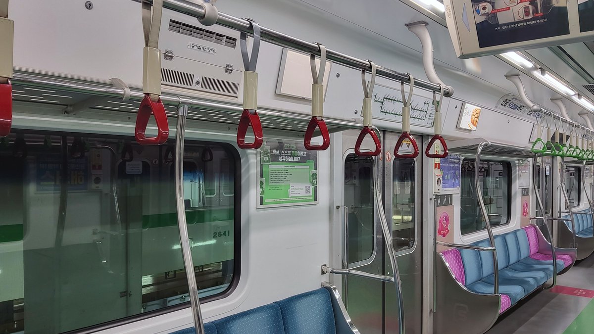 BOYNEXTDOOR_KOZ's tweet photo. 지하철에서 이 광고를 보셨다면?
#ANIMAL #Move_Like_Animal 해시태그와 함께 올려주세요📸
📍서울 지하철 2호선, 용인 에버라인
🔗 https://t.co/5H1gv9UErO
📞 070-5235-0928
#BOYNEXTDOOR #보이넥스트도어 #BND https://t.co/r7XItddqny