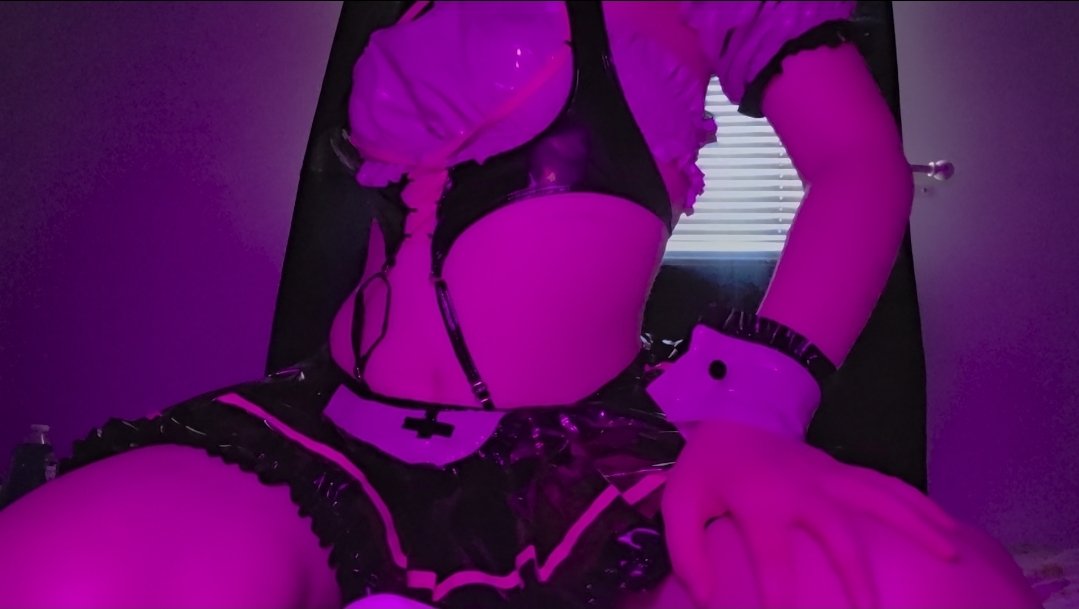 fr34ksh1t's tweet photo. ig I should finally do an intro

☆ Star/Heretic/Angel
☆ 20
☆ any pronouns 🏳️‍⚧️
☆ pansexual
☆ hard + taboo kinks
☆ obsessive mutt!!
☆ AuDHD + DID + BPD + killmePD 💔
I post lots of fanfics as well as just horny mutt ramblings

#moothunt #nsfwtwt #petplay Am I doing this right https://t.co/gz3BN1OCt9