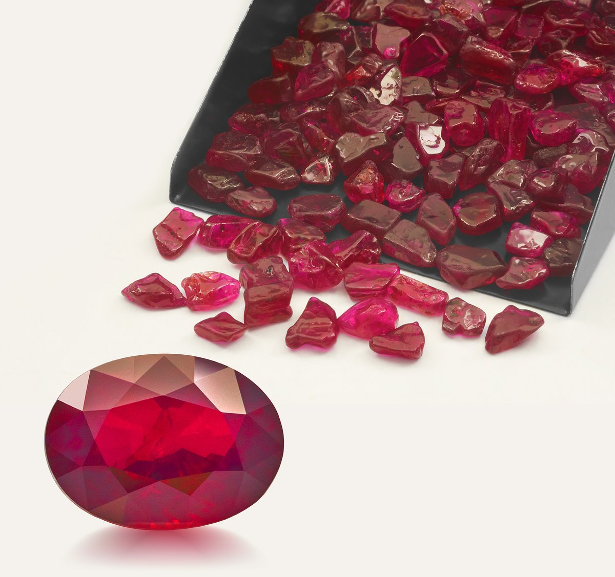 echinastone's tweet photo. Rubies sourced from Africa are expanding the established parameters of the red color spectrum. They are characterized by a highly saturated, intense hue, presenting distinct color variations from deep crimson to glowing scarlet. 

For more details https://t.co/mupxXdJagy

#gems https://t.co/uJilElsjsk