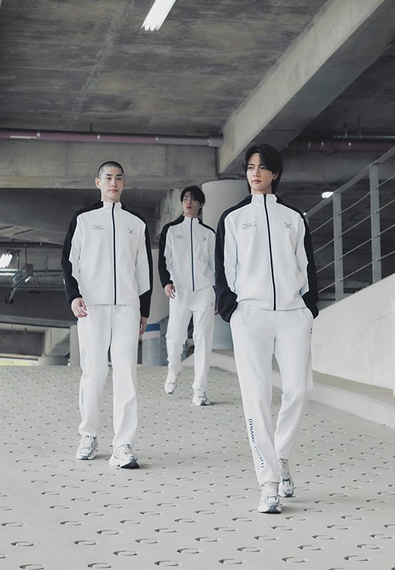 AFlamer5299's tweet photo. 𝐌𝗂𐓣ɦⱺ 𝗑 𝐃𝗒𐓣α𝖿𝗂𝗍 
₌ ₛᵤₚₑᵣ ₜᵣₐᵢₙ ₌

#MINHO 
#최민호 
#민호 
#샤이니민호 
#ChoiMinho
#Dynafit
#SuperTrain 
#Makeithot
#MINHO_Makeithot https://t.co/nGl0wYo27o
