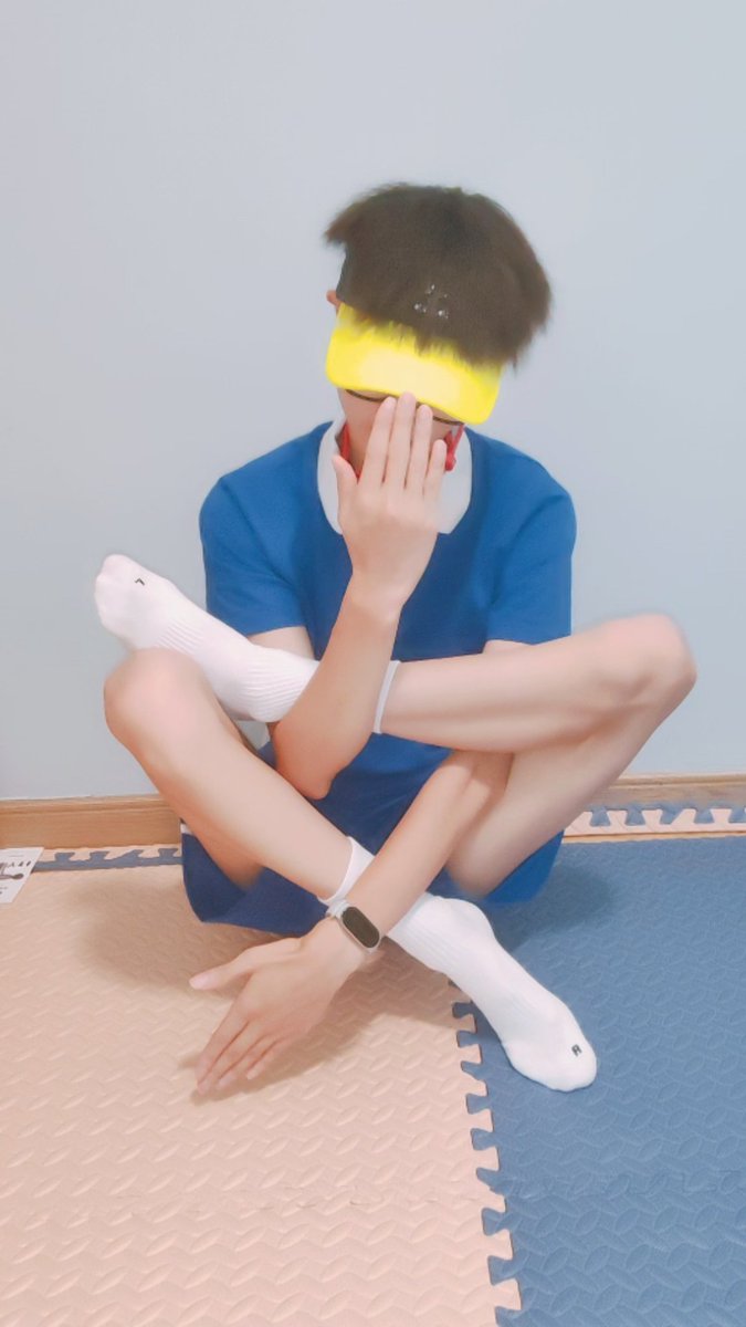 Susuhl7o's tweet photo. 小狗的五角星体式 https://t.co/qSi63MOxE8