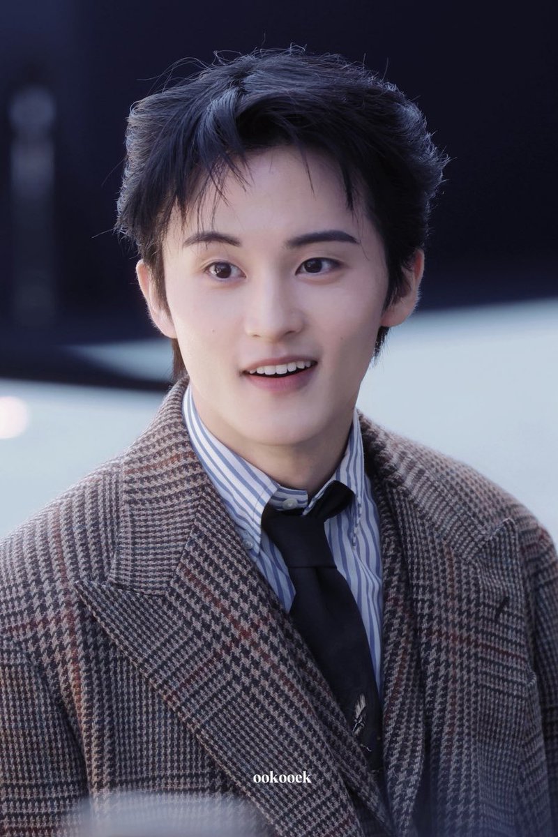 belovedmkhc's tweet photo. my CEO. my IDOL. my SUPERSTAR 🤎

Polo Ralph Lauren x Mark Lee

#PoloRalphLaurenxMarkLee
#MarkLee #마크리 
#PoloRalphLauren 
#폴로랄프로렌 https://t.co/Q4egijOVyY