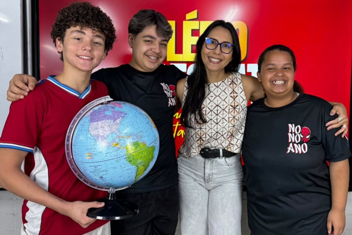 Marcelo66243233's tweet photo. ESTUDANTES DA REDE MUNICIPAL DE MARICÁ CONQUISTAM OURO EM OLIMPÍADA DE GEOGRAFIA
Equipe da Escola Municipal Clério Boechat de Oliveira alcança a maior nota entre as escolas públicas do Rio de Janeiro na etapa estadual da competição.
Foto: Divulgação/Maricá
https://t.co/cNx6IJqnr7 https://t.co/ybX8fBWxCT
