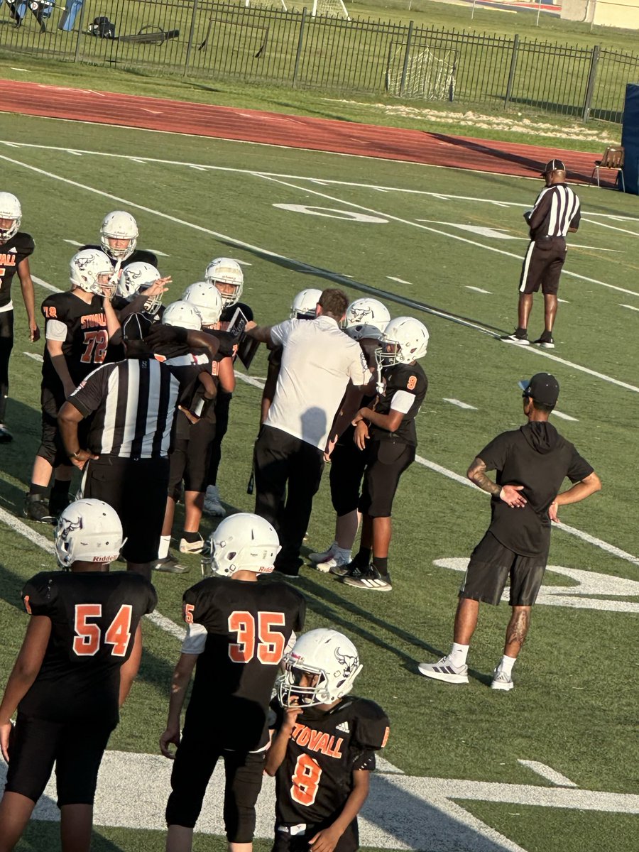 StovallMS_AISD's tweet photo. At the 7th grade Steer football game at Smith Stadium today against @MeadMS_AISD!  @DrWynneLaToya @A_TeamAthletics @StovallSports #StovallFootball #ChooseAldine https://t.co/XEJ9sbGsJT