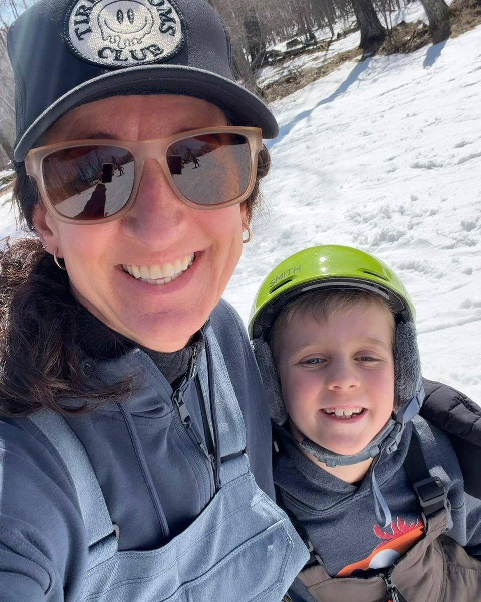 jacksontadeu98's tweet photo. Winter 2026 went out with a bam! A beautiful day outside, slushy snow piles, and more than a few face plants. At 60+ degrees and sunny, even landing in the snow felt good. https://t.co/Y5ehNlmjxP