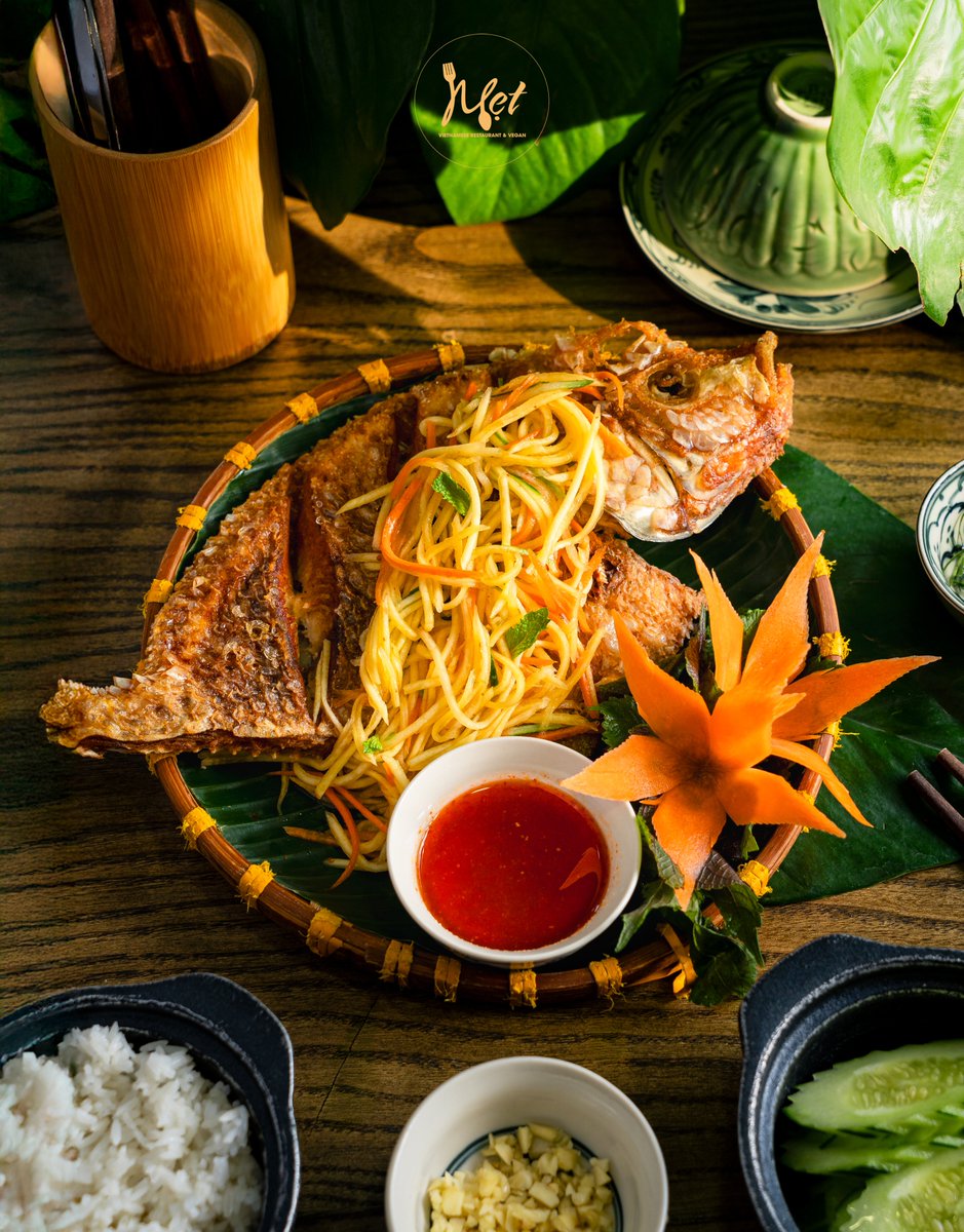 Food6M31591's tweet photo. Contact: 0962318381 Address: 72b Đ. Bạch Đằng, Phường Minh An, Hội An, Quảng Nam Zipcode : 51000 Gmail : wilkinsonleonidas@gmail.com Link map : https://t.co/MixzIVsgPo #MetVietnameserestaurant&amp;vegetaurianfood #veganrestaurant #vegetarianrestaurant #vietnamesefood https://t.co/AFjlH7OfAv