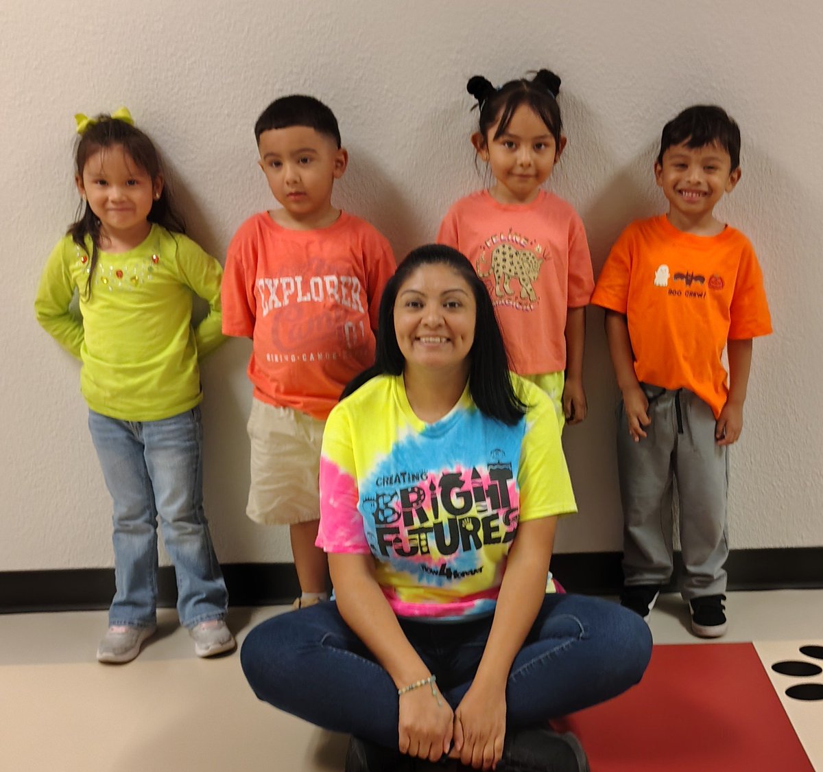 KatyJaime84's tweet photo. Our future is BRIGHT! 😎☀️ Kicking off College Week in neon style 💛💚🩵🐻❤️🖤 #PreKlife 
#IrvingGoesToCollege @fmgilbert @IrvingISD https://t.co/d2eN7OdeQA