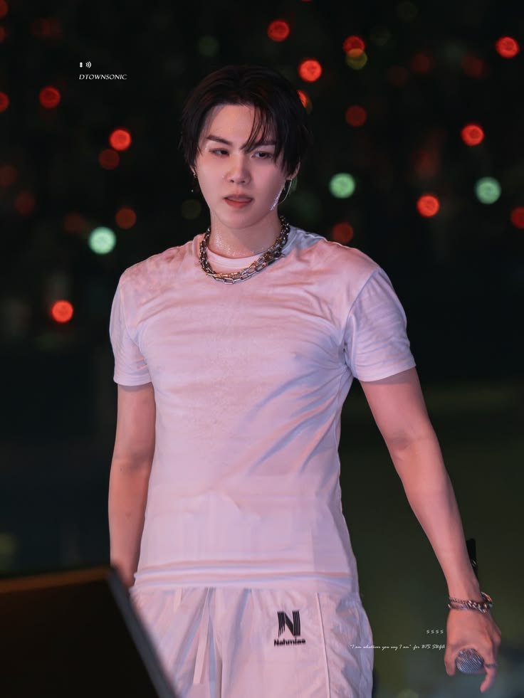 agustdolls's tweet photo. I'm still here https://t.co/qtxdrljLPz