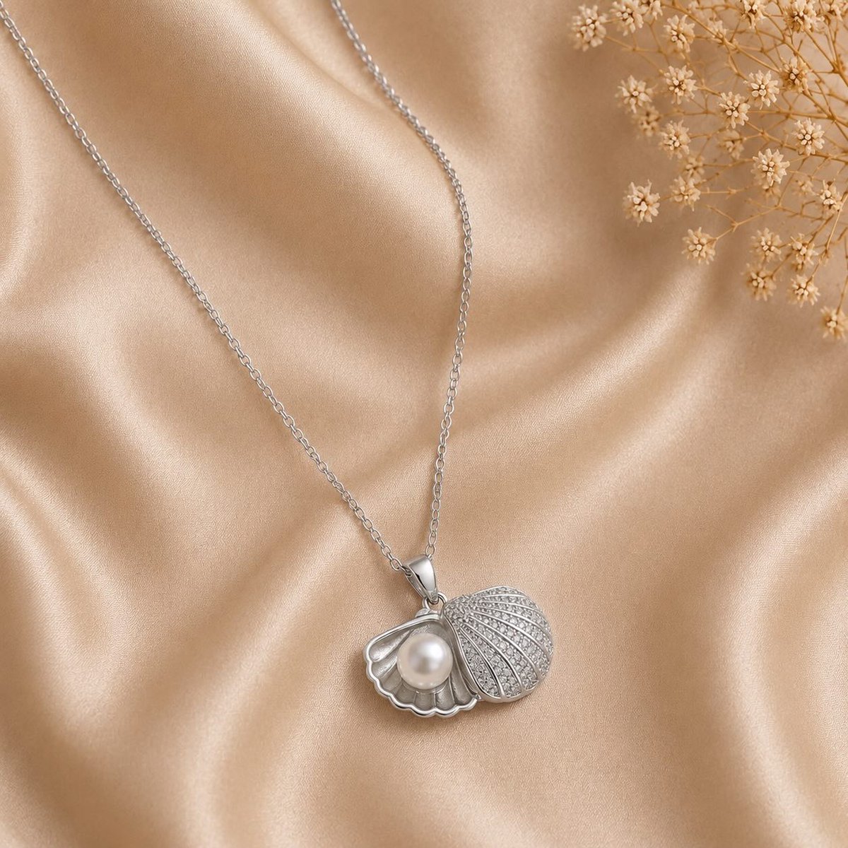 135Maxwell's tweet photo. Delicate gold and silver wrapped in satin dreams. Minimal designs, timeless shine. Which one is calling your name? https://t.co/Sg7AJzveGo