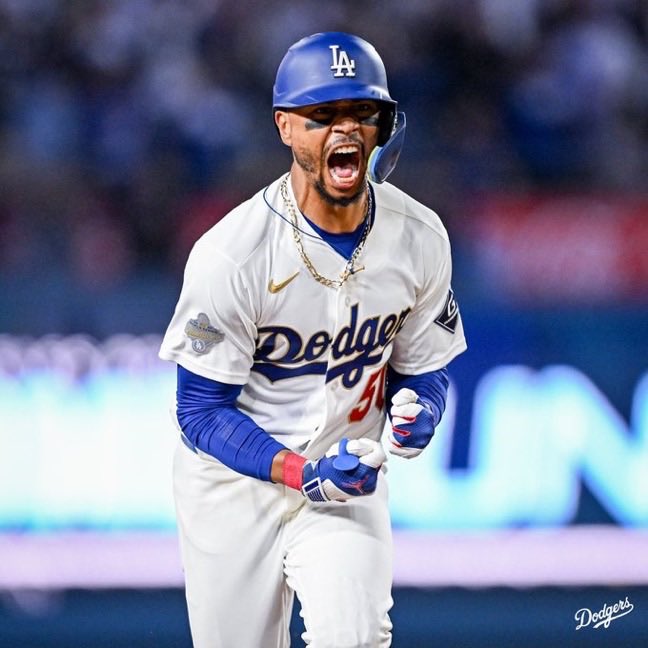SleeperDodgers's tweet photo. FOR THE 14th STRAIGHT SEASON, THE DODGERS ARE HEADED TO THE POSTSEASON 🤩🔥 https://t.co/ghBKBtvQST