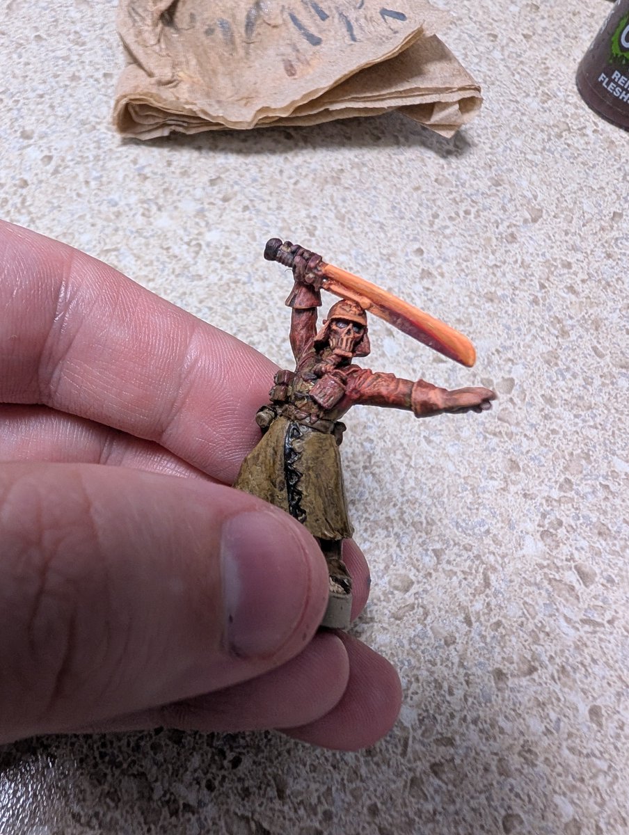 A40kR's tweet photo. While Im on the OSL trend, some early attempts by me. These were not the best by any means, but we all start somewhere and came out pretty well.
#warhammer40kㅤ #warhammer #steellegion #imperialguard #astramilitarum https://t.co/5xRlhwiXtv
