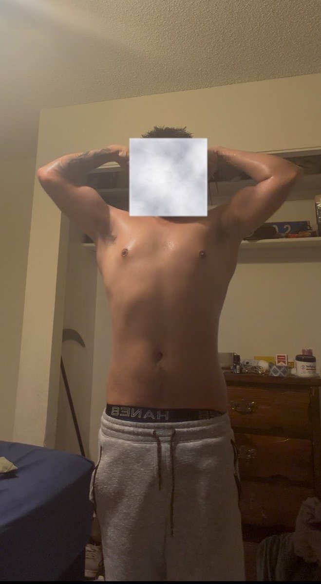 n0tt_andr3w's tweet photo. Love posing after I destroy that 🐱 https://t.co/013gowtMlU