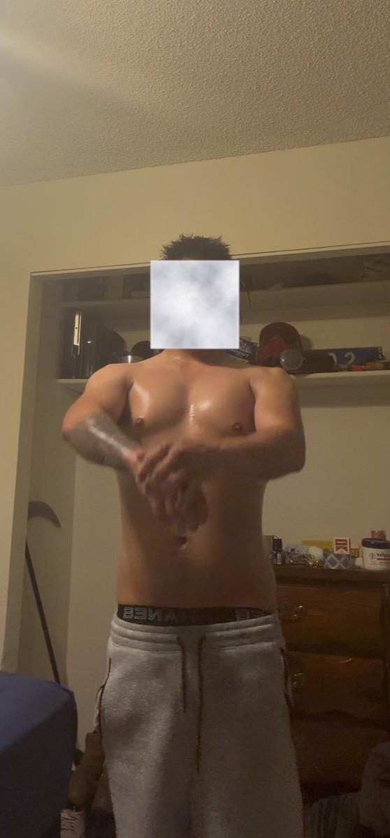 n0tt_andr3w's tweet photo. Love posing after I destroy that 🐱 https://t.co/013gowtMlU