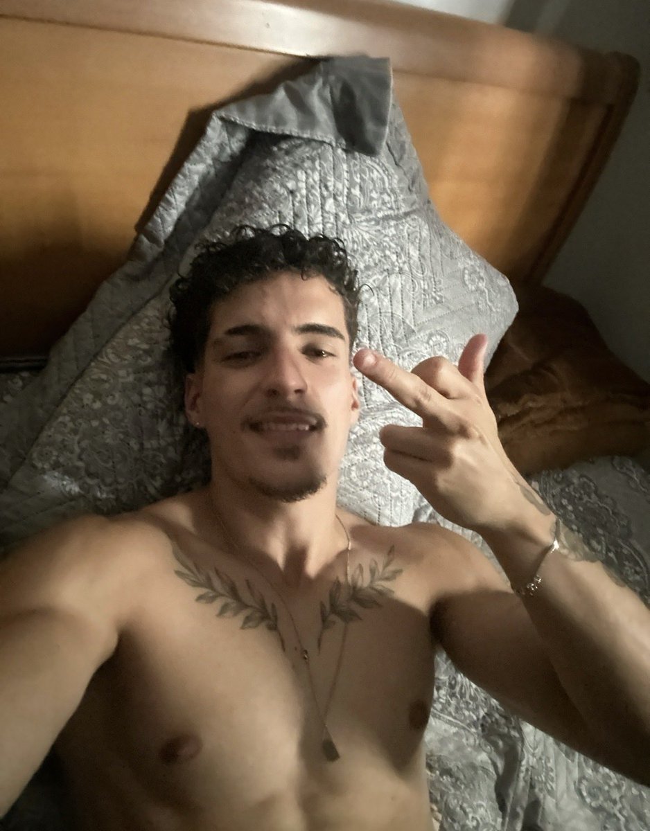 findomvaop_'s tweet photo. ALPHA ON. 🟢

É NA NOITE/MADRUGADA QUE VOCÊS SE PERDEM PRA MIM, DM ABERTA. 🤯 https://t.co/QGSSDet4ut