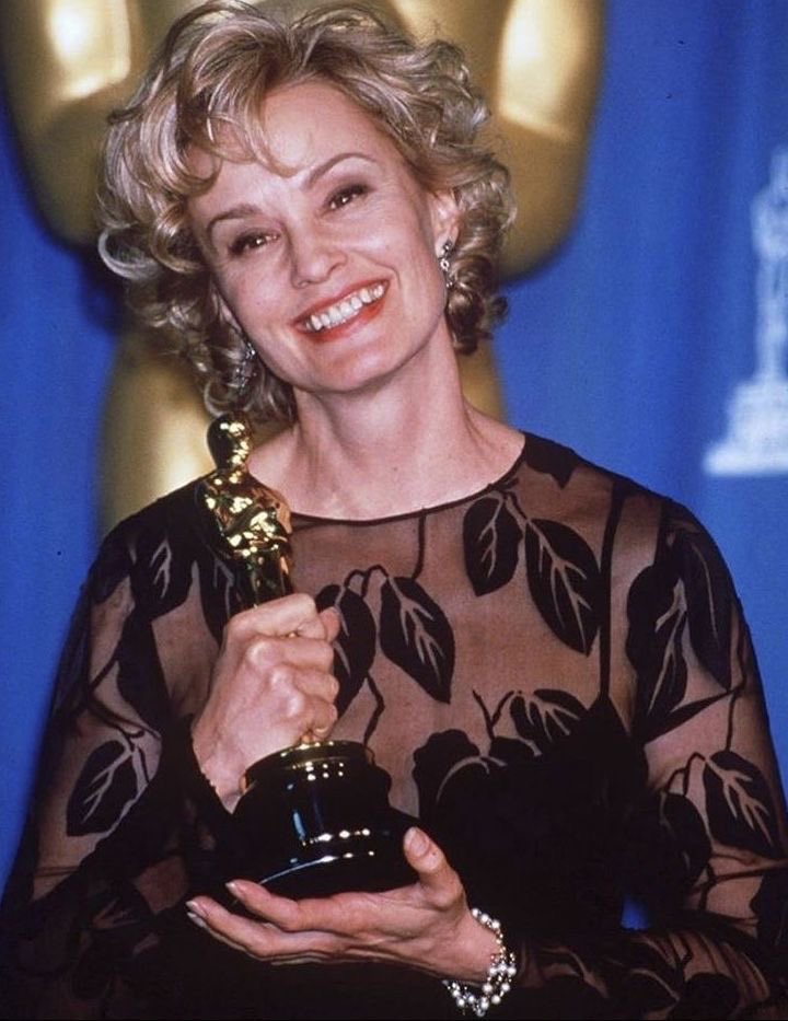 llkeoll1's tweet photo. the fact she only needs the Grammy to be an EGOT https://t.co/V6T97GSYxm