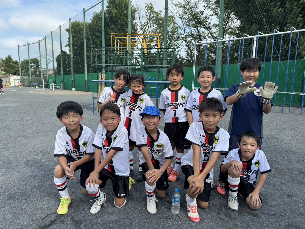 CCfcksc2015's tweet photo. U-10が市大会に参加しました。
自分たちのやりたいことが徐々に試合で発揮できるようになってきています！
ただ勝利まではまだまだ課題があるので、次戦に向け頑張って行きたいです！
応援ありがとうございました！ https://t.co/nKF1c9n7Cc