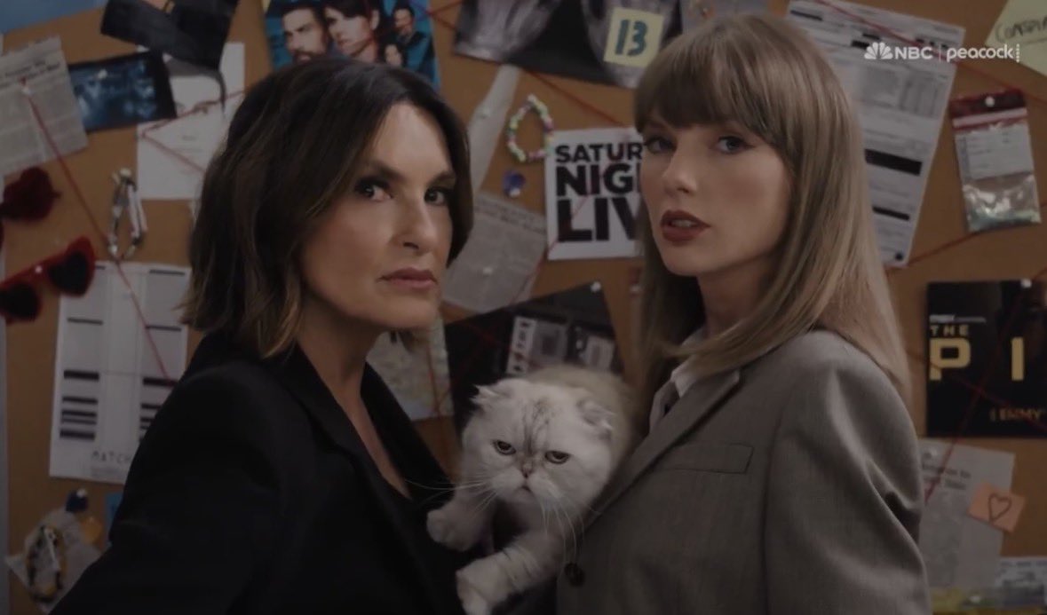 taylorswiftbr's tweet photo. TAYLOR SWIFT, OLIVIA BENSON &amp; OLIVIA BENSON! https://t.co/jR02fDRe8F
