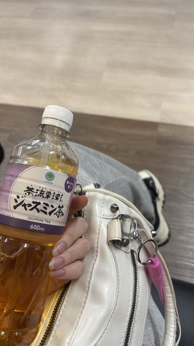 mao717171's tweet photo. 夏休みオワター🥹ྀི東京帰るーさみちー https://t.co/K8L9lB4sX3