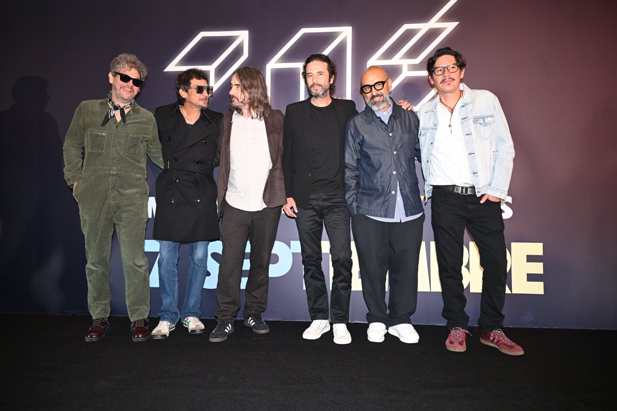 zoetheband's tweet photo. Premiere de Zoé : Memorex + Rexsexex y Más. No se pierda la película a partír del 17 de septiembre en @cinemex
🎟️ : https://t.co/Y66i3swp1j https://t.co/AEHOn05OaC