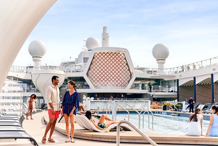 Kari_Chunchita's tweet photo. ☀️🌊 Welcome to the Resort Deck aboard the Celebrity Beyond, your ultimate oasis for relaxation and fun! This stunning deck is designed for leisure, offering the perfect escape to unwind and enjoy every moment of your cruise! 🍹
Ready to bask in https://t.co/rmzilBVBvX