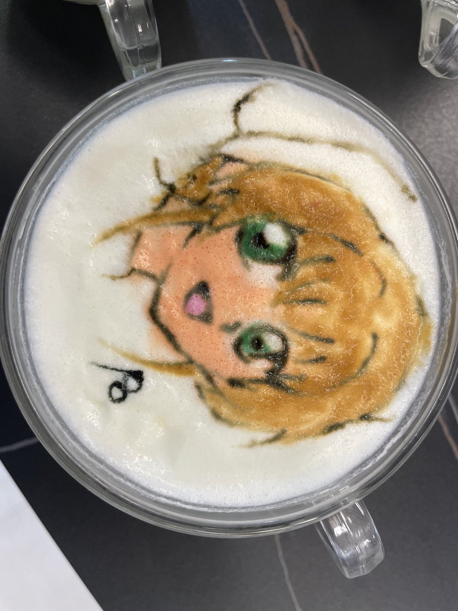 lemonpo's tweet photo. 各位好！這邊是休漁了三週的LemonPo，雖說也不是完全斷了聯繫，不過的確沒有多叨擾各位啦！是說上了個咖啡課程去，下邊就選了一些比較像樣的練習貼上來��萬望大家手下留情，這邊也是分享成果為主啦！
PS:版面有限，關於立體拉花的照片會在下一帖才發表～
#咖啡彩繪 https://t.co/9PrzPgQNRL