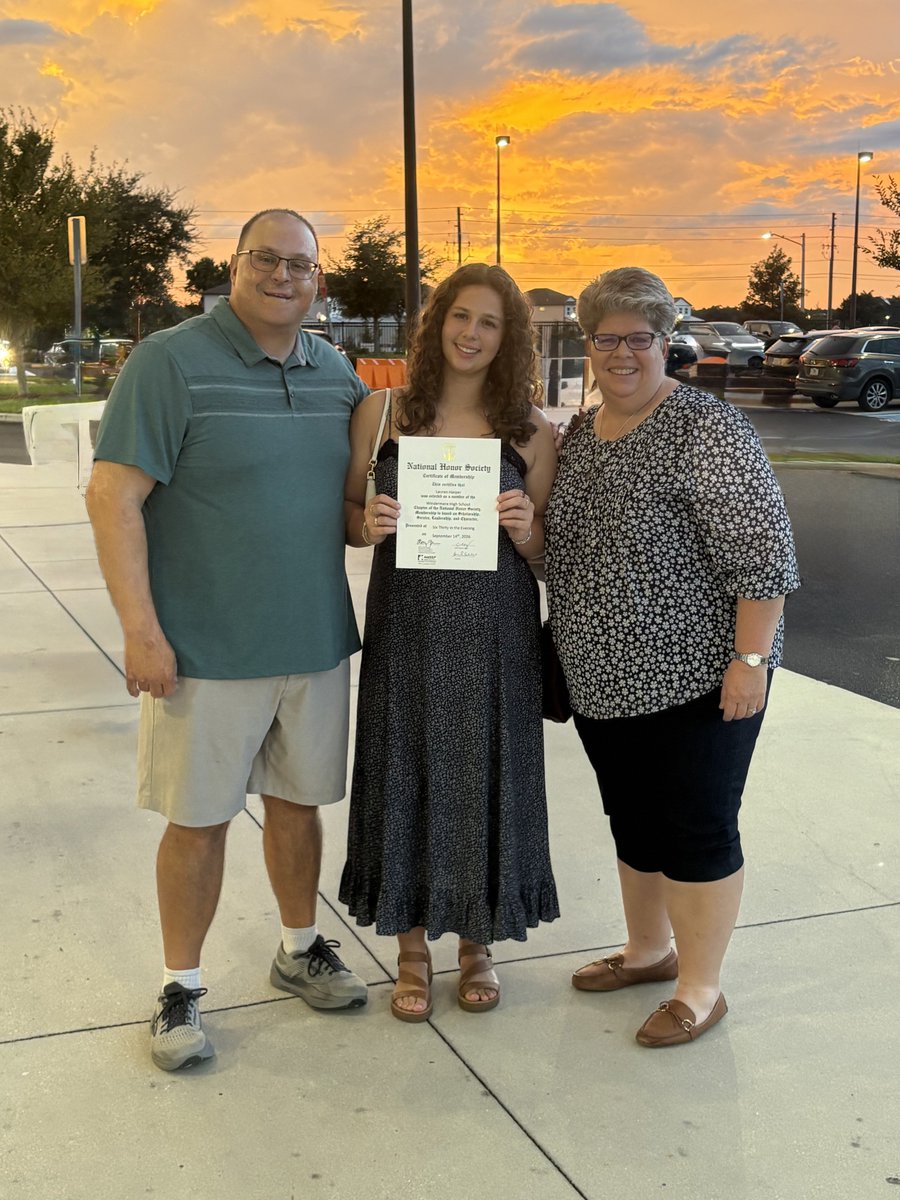 RayHarperConch's tweet photo. Melissa and I are very proud of Lauren.  She was inducted into National Honor Society this evening. Academics are always the priority. https://t.co/pRFC9FeUWp