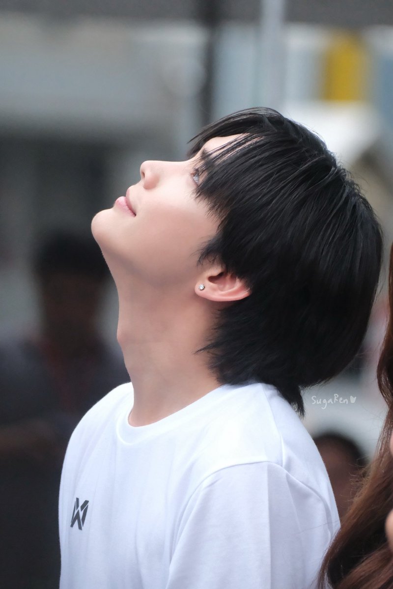 agemomomomo's tweet photo. รักกอล์ฟกับผมทรงนี้จริง ๆ นะเนี่ย
บวกยิ้มหวานคือ full damage ㅠㅠㅠ

My Secret Boyfriends Worship
#บวงสรวงแฟนลับครับผม

( #golfpasatorn , 🐈‍⬛ ) https://t.co/ZQgMGhnsnb