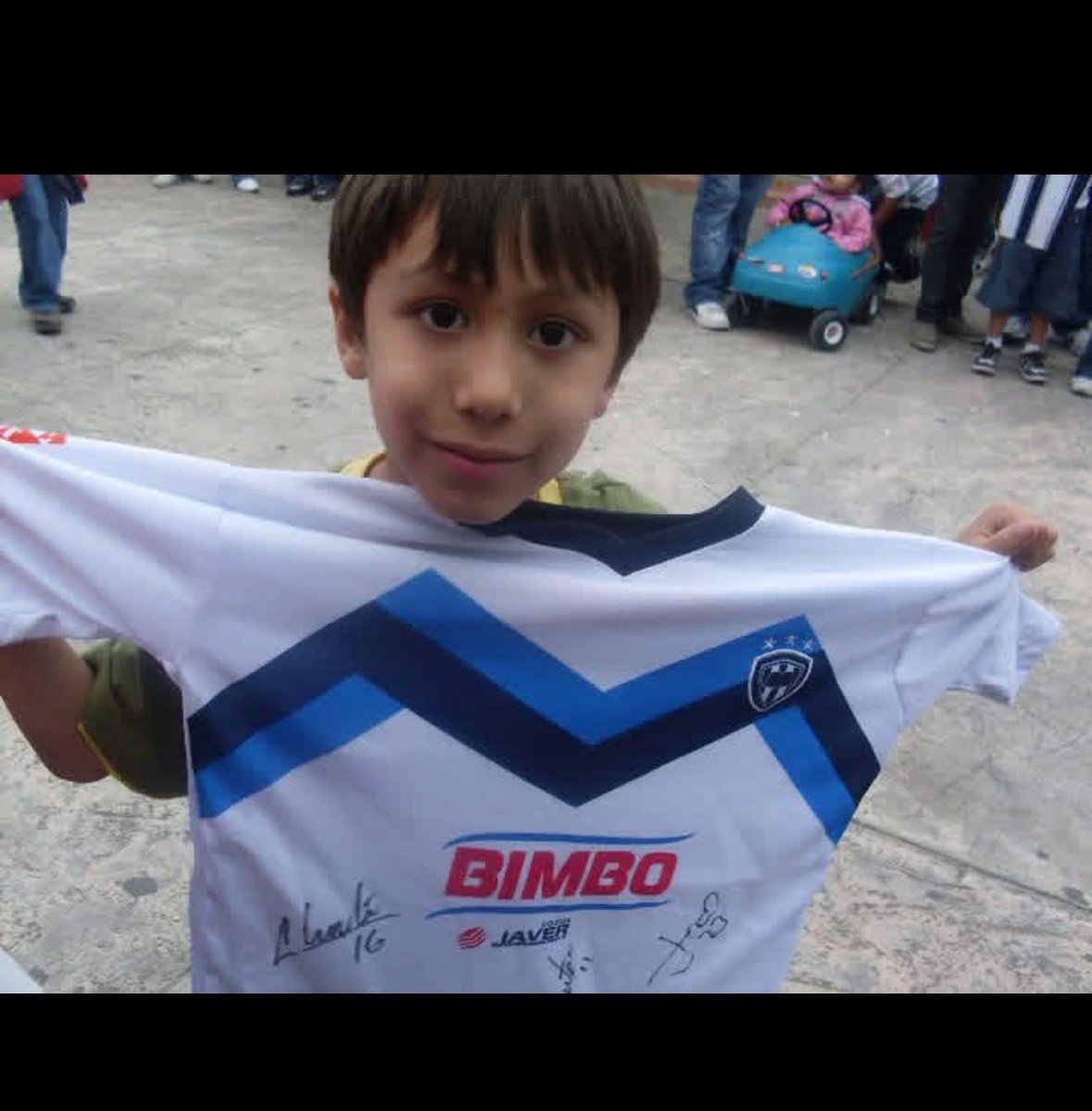 mrfraan_'s tweet photo. @Rayados @CodereMX #CodereEsRayado desde niño y hasta que muera alentando al Monterrey 🤍💙 https://t.co/N6g5NlP8fE