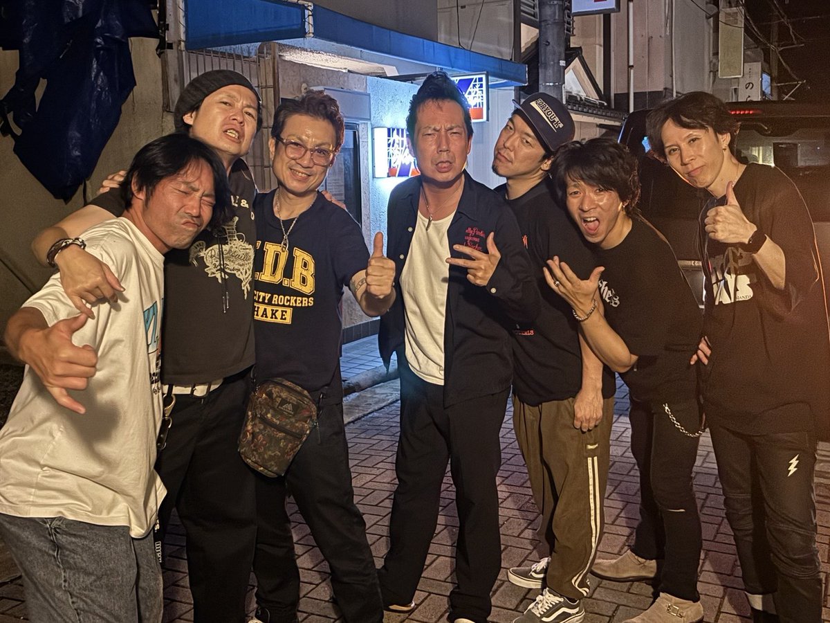 kd8969's tweet photo. ブログを更新しました。
2026.9.12
長野県 駒ヶ根NIRVASH
TONIC TWINZ ANTHEM
https://t.co/c6S4fApdeZ
#DONTTURNAWAY
#THEBROTHELS
#SWITCHER
#依然暗がり
#IIVK
#YOKEY
#SHOWTRACK
#小林大輔BAND https://t.co/DIePqsJf4Y
