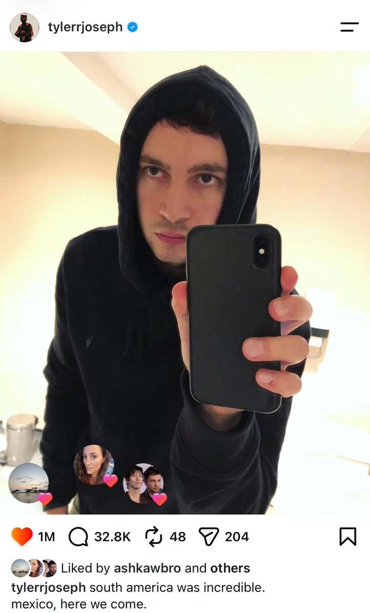 blurryfacefiles's tweet photo. It’s been too long 😭 https://t.co/l9QoQruOtG