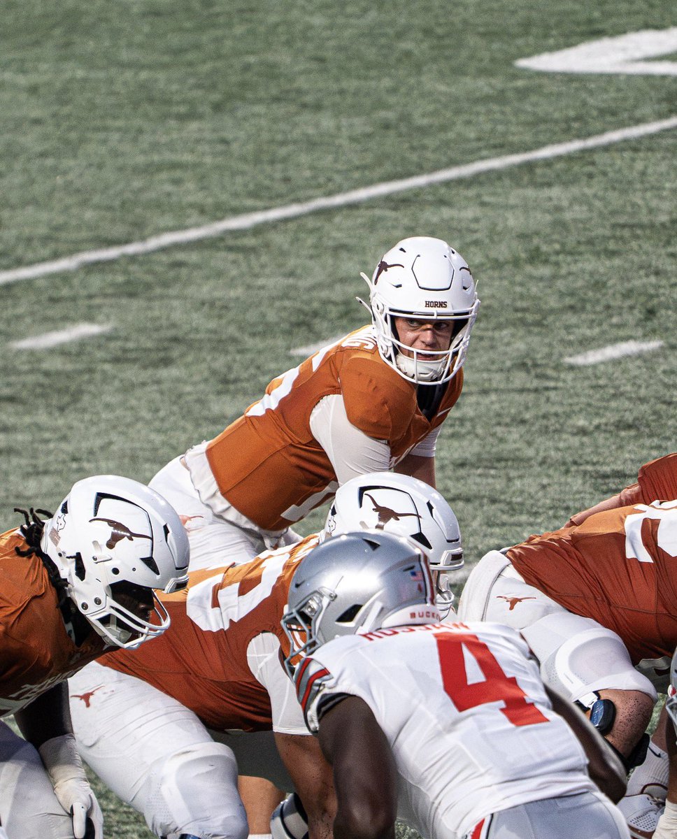 Russ31_'s tweet photo. Favorite pics I took from @OhioStateFB at @TexasFootball 

#ThisIsTexas #HookEm
📸russhots/IG https://t.co/tHGVcE8OHG