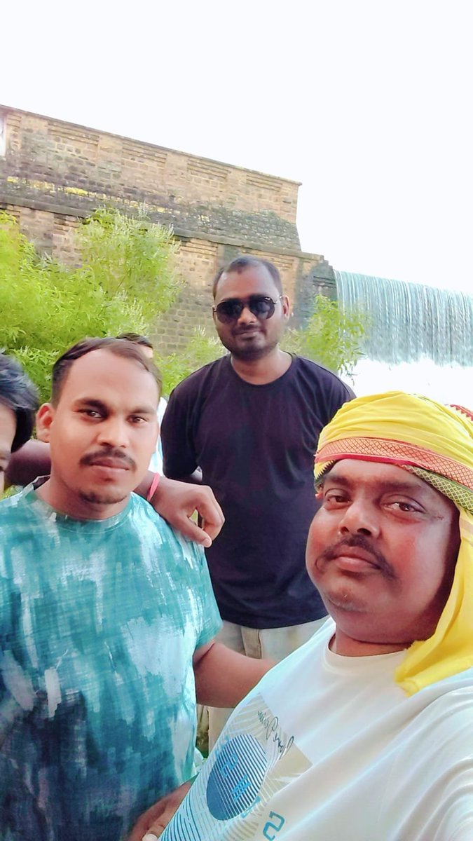 parmatmanam's tweet photo. ��ीवन मे सफर करते रहो।
कुछ न कुछ सीखते रहोगे।। https://t.co/xWVb7AvsiG