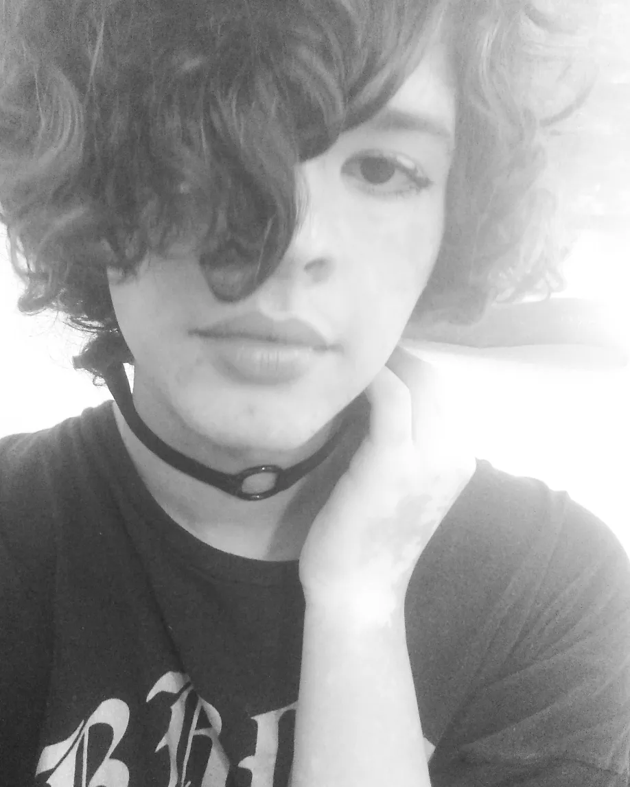 WowHarumi's tweet photo. aproveitando o hit sobre babytrans, tá ai minha contribuição como babytrans, pra mostrar um pouco da minha falta de senso quando mais nova https://t.co/RXpF8VbXmM