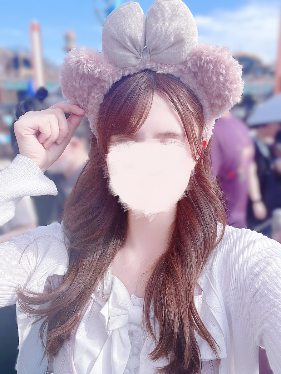 Seiy4mp4's tweet photo. 親友とディズニーデートしてきた♥
天才的にふたりとも可愛すぎて楽しすぎた(ᴖ ̫ᴖ  )♪アクアトピアでビッショビショになれたし待ち時間もずーっと楽しかった🫶🏻

 #東京ディズニーシー25周年 🩵🎀 https://t.co/qxq7NYwHJx