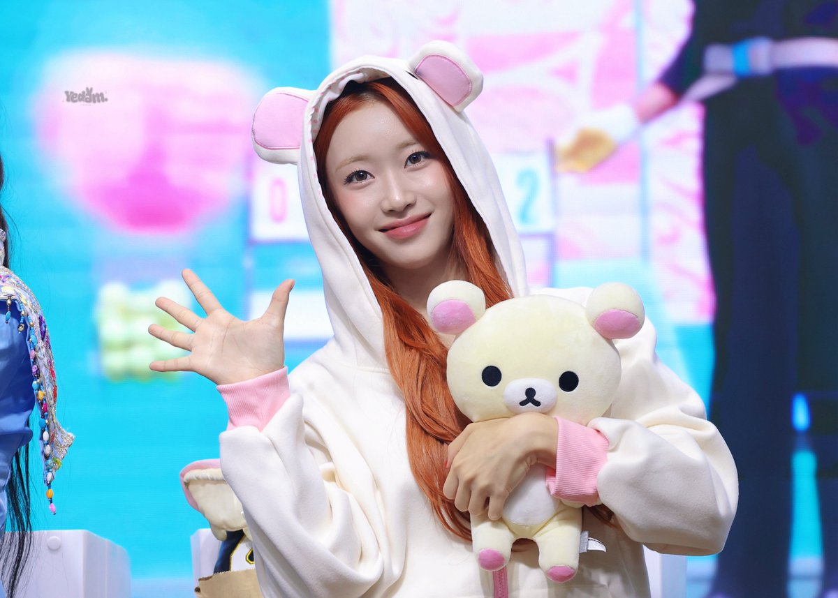 yedam0313's tweet photo. 260703 곰도리🤍🤍

  #스테이씨 #STAYC #수민 #SUMIN https://t.co/QgDcBNrfWM