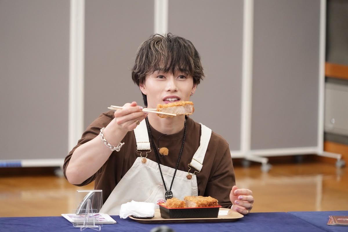yoo_youngja_e's tweet photo. マサヒロさん！
28歳のお誕生日おめでとうございます🎂🤎
美味しいものいっぱい食べて元気に過ごしてください🍚

そして、マサヒロさん推しの8号車さんも
おめでとうございます✨️

推しの誕生日って嬉しいですよね🥹💖

#HAPPY_MASAHIRO_DAY https://t.co/aurE7j69lO