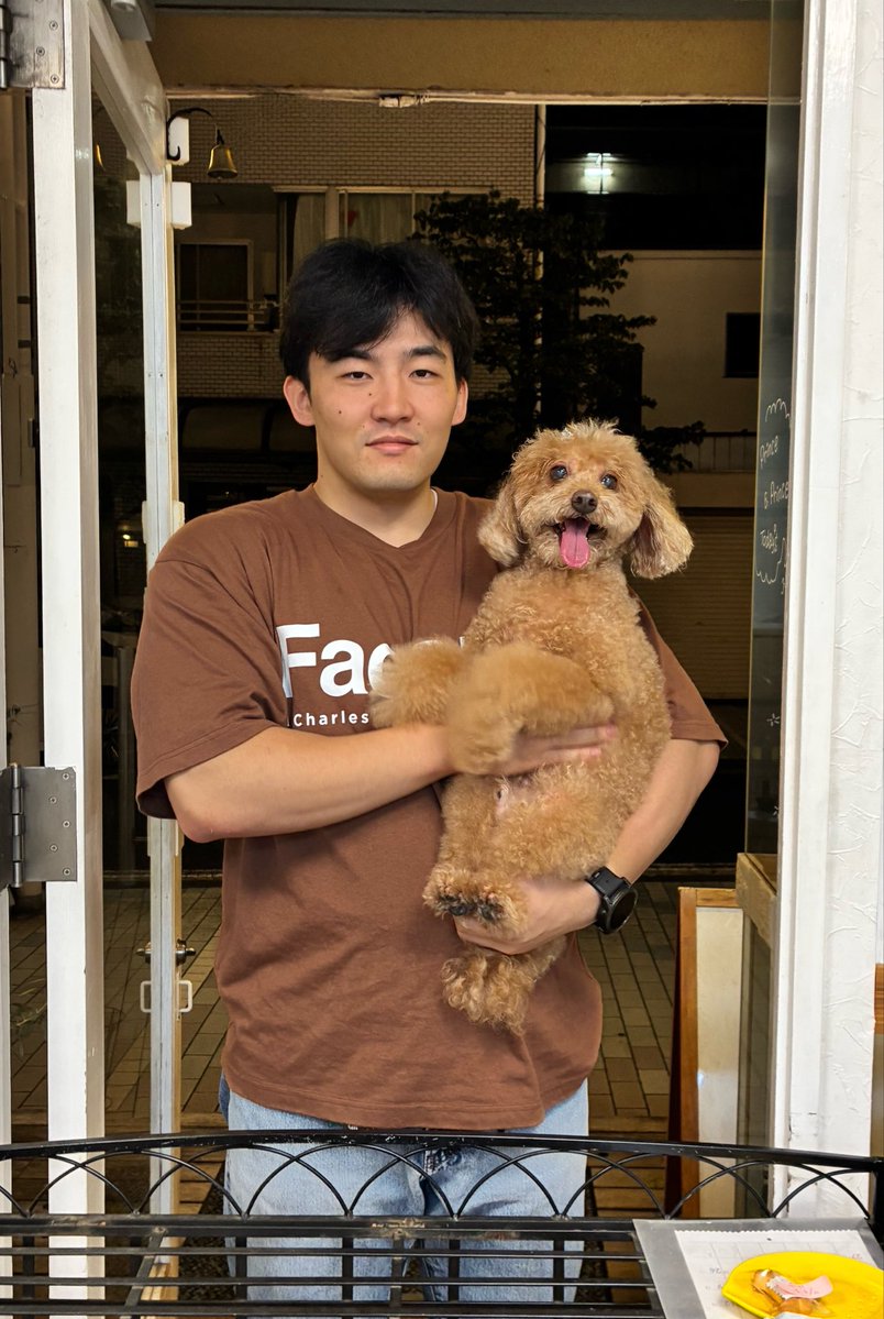 petpinky's tweet photo. なかよし
ツーショットを
撮らせて頂きました！
キマリました！
ルイスくん
満面の笑顔だね✨😃✨
いつもありがとうございます^o^

#トイプードル
#リクエストカット
#小学生以来
#時の経つのは早いね https://t.co/jO0QBrGnyG
