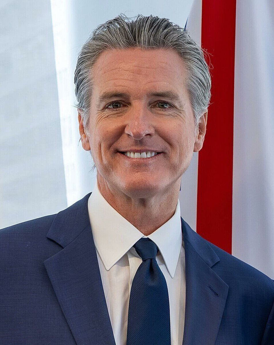 StephenMil48's tweet photo. Raise your hand if you believe Gavin Newsom is the worst governor in U.S. history. 🇺🇸 https://t.co/U7fnXsCYiU