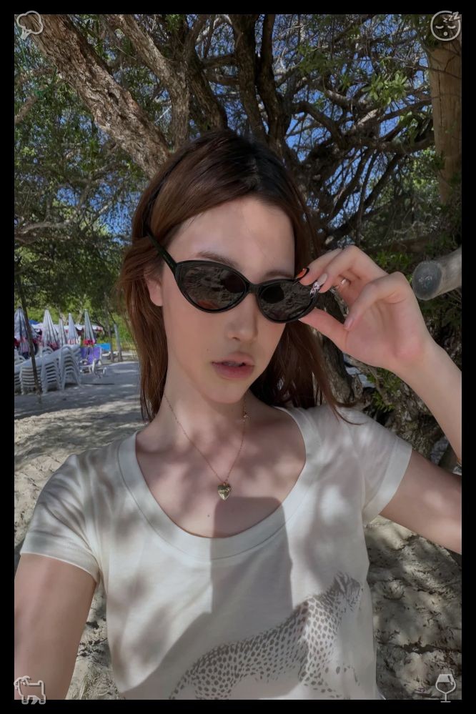 Rebeca_Brehm's tweet photo. 🤓We've gone live! Things are moving along well, so keep pushing forward. Don't measure your chaotic, unpolished behind-the-scenes battles against the curated, glossy moments others show the world. Each person bears unseen burdens that never come through in how things look on th https://t.co/A2BXvuJO4O