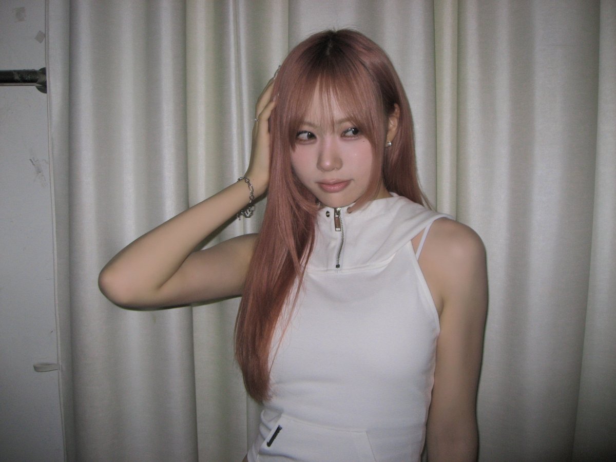 hiipe_princess's tweet photo. 💗💓🎀👚👛

#HIIPE_Princess #하입프린세스 #ハイププリンセス #ハイピー
#AWA #SUJIN https://t.co/JWAUEnJV3z