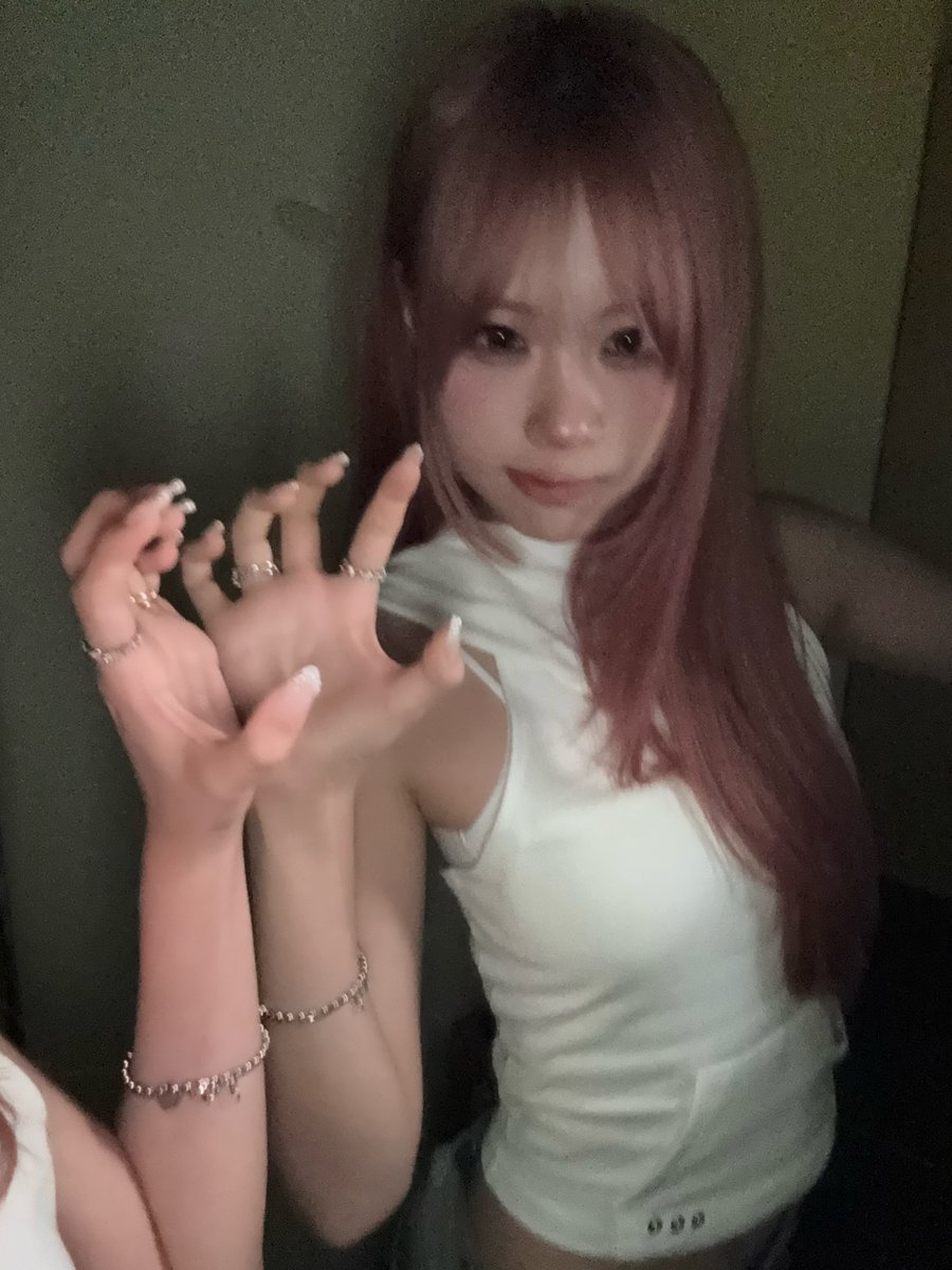 hiipe_princess's tweet photo. 💗💓🎀👚👛

#HIIPE_Princess #하입프린세스 #ハイププリンセス #ハイピー
#AWA #SUJIN https://t.co/rNzY3075Dd