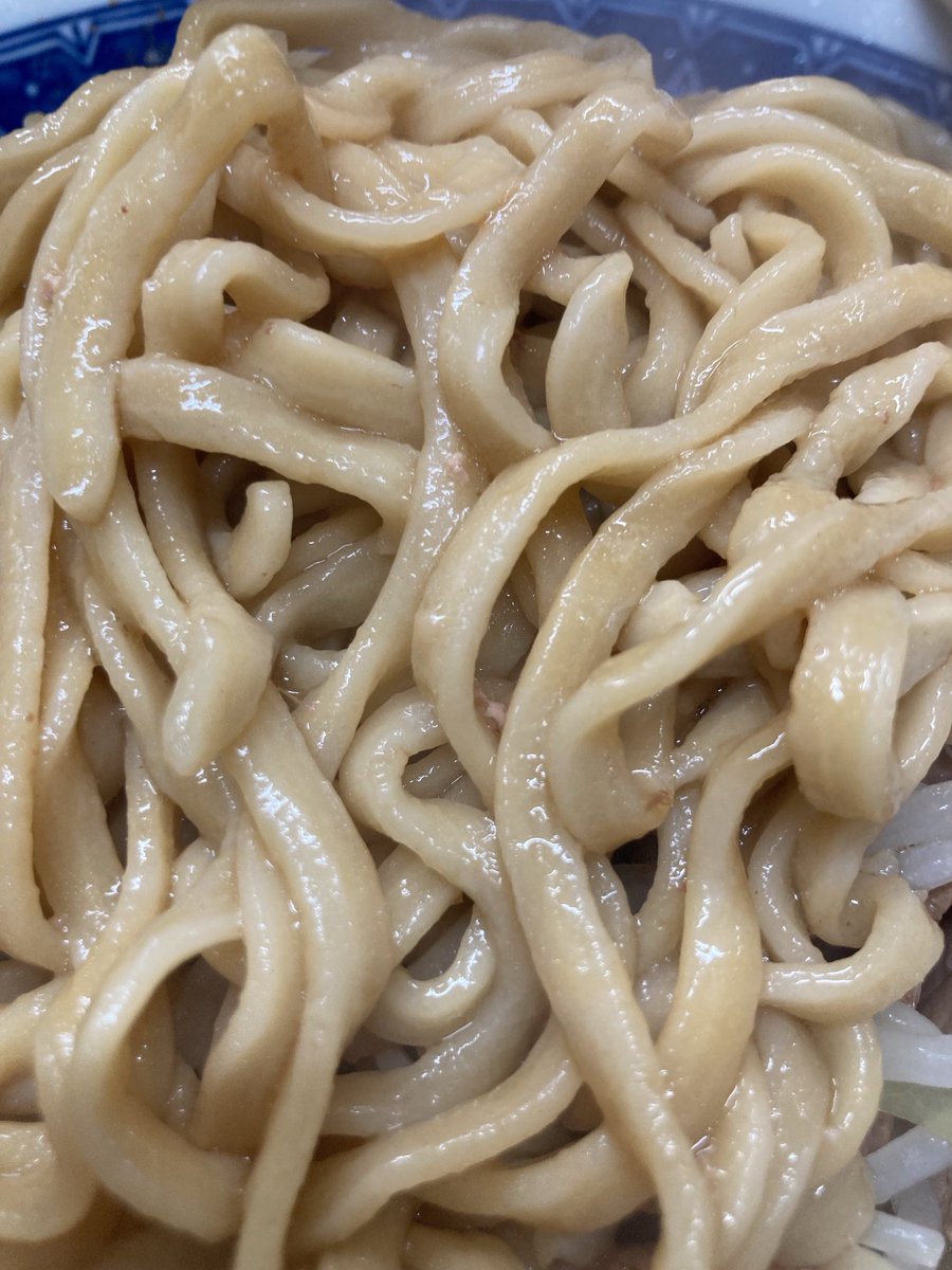 Ramen_Mg's tweet photo. ラーメン二郎環七一之江店

ぶた5枚入小汁なし1000円
生たまご100円

野菜
カラメ
アブラ
ニンニク
魚粉

ご馳走様でした

#ラーメン二郎環七一之江店
#ラーメン二郎 https://t.co/MbtQxMNNnR
