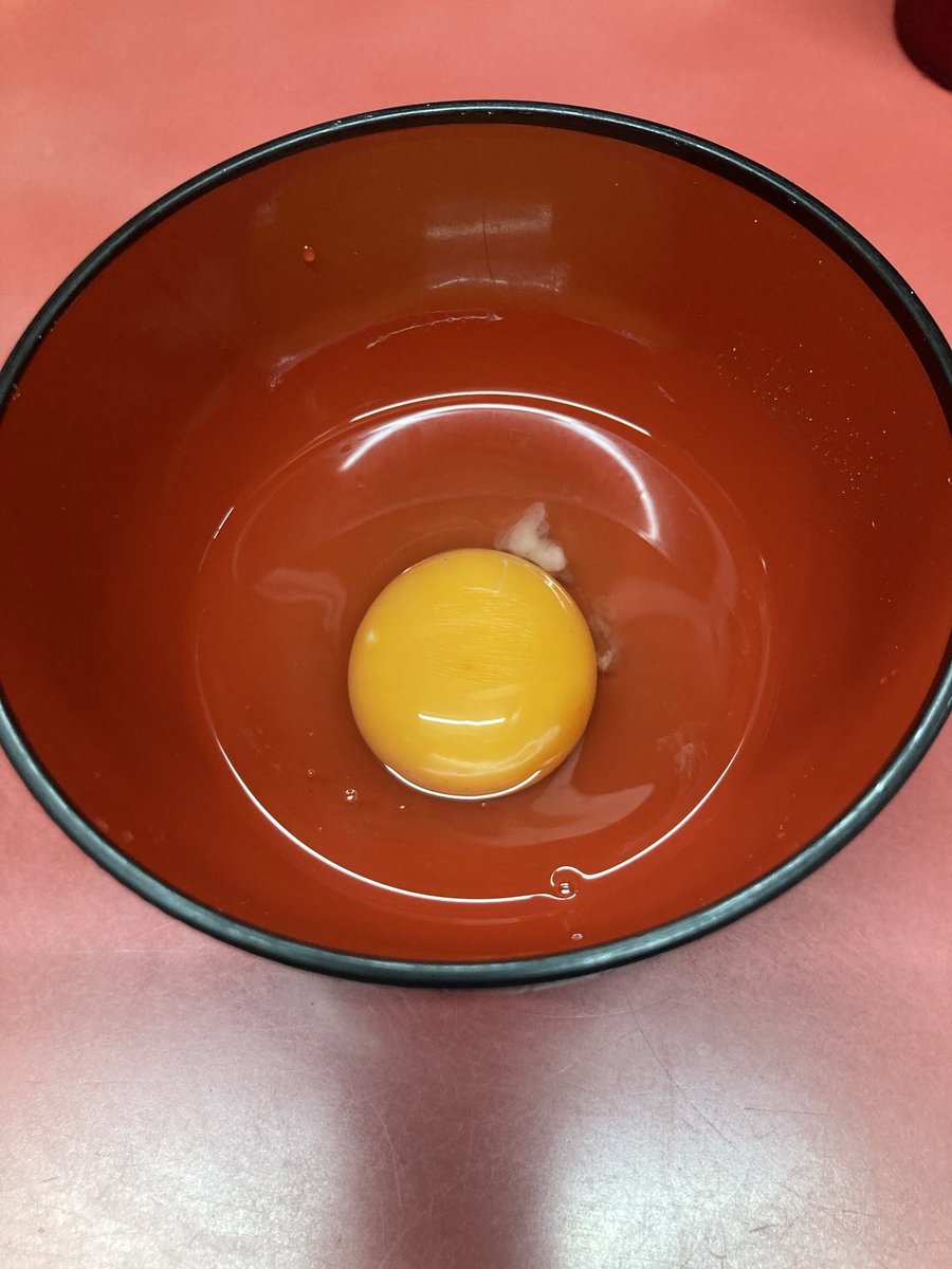 Ramen_Mg's tweet photo. ラーメン二郎環七一之江店

ぶた5枚入小汁なし1000円
生たまご100円

野菜
カラメ
アブラ
ニンニク
魚粉

ご馳走様でした

#ラーメン二郎環七一之江店
#ラーメン二郎 https://t.co/MbtQxMNNnR