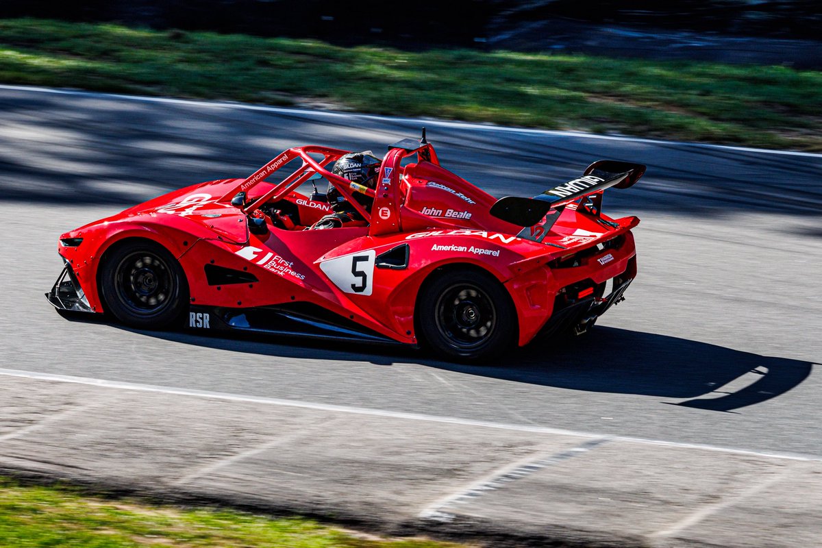 BealeRacingcom's tweet photo. Great day at @roadamerica Four Mile Driver’s Club track day. Full day testing for SVRA @COTA race in November. https://t.co/Sqo5L0KhdG