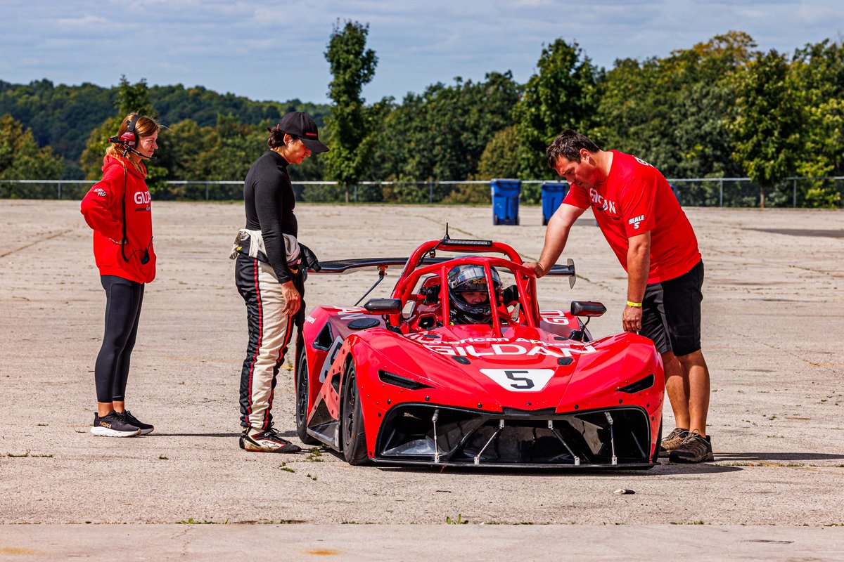 BealeRacingcom's tweet photo. Great day at @roadamerica Four Mile Driver’s Club track day. Full day testing for SVRA @COTA race in November. https://t.co/Sqo5L0KhdG