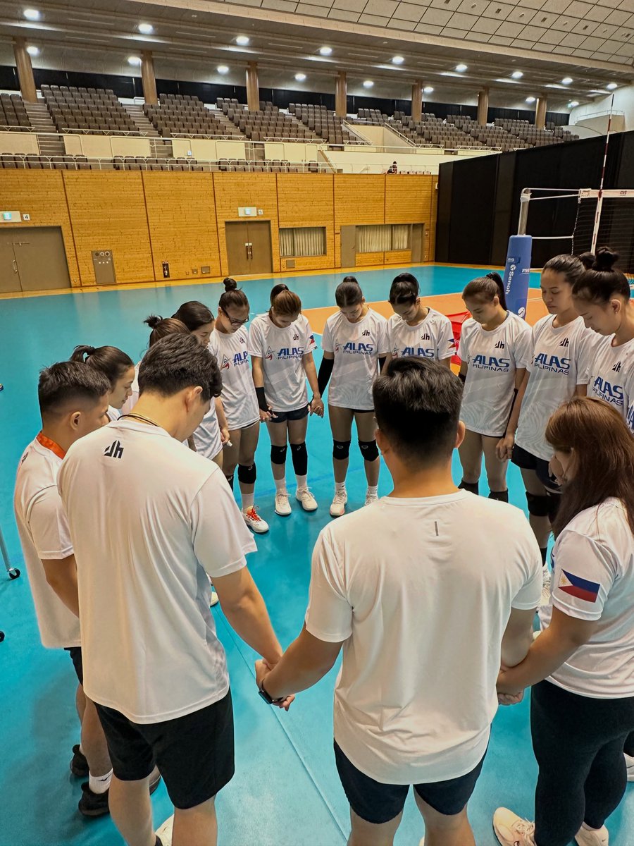 tj_canino's tweet photo. FINAL TRAINING DAY FOR OUR 🇵🇭ALAS PILIPINAS WOMEN!

THE GIRLS ARE ALL SET TO TAKE ON ASIAN POWERHOUSE 🇨🇳CHINA TOMORROW IN THEIR OPENING GAME OF THE 2026 ASIAN GAMES.🔥🏐

📸 | alaspilipinasvolley https://t.co/OflM5tVorc