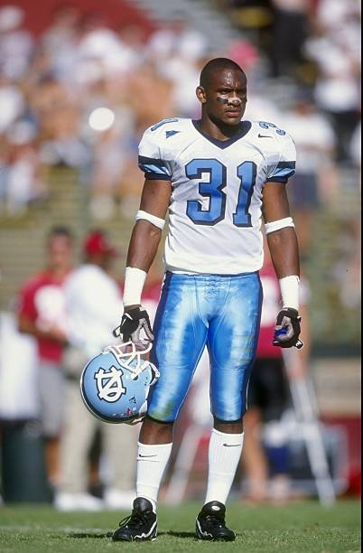 uncsportsphotos's tweet photo. Carolina and NFL Legend, Dre Bly in 1998 https://t.co/fwiFh8k4RQ